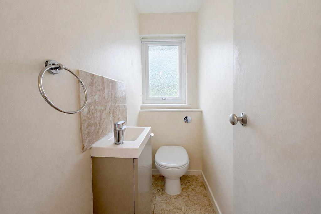 Toilet 2