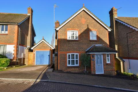 3 bedroom detached house for sale, Regent Close, Kings Langley, WD4
