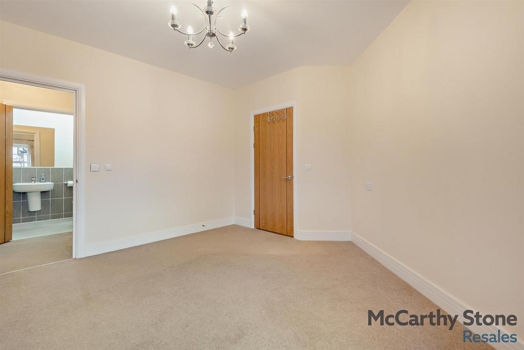 8673961-interior16-800.jpg