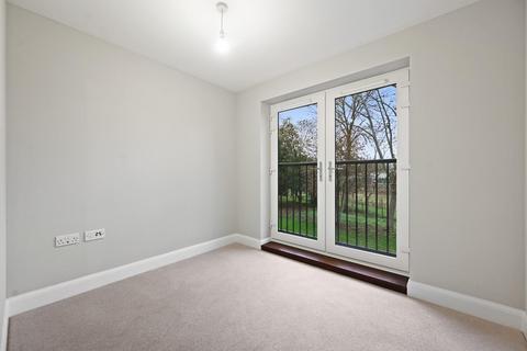 undefined, Meadow Court, Iver