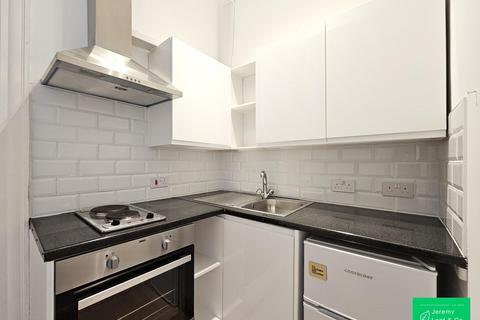 undefined, Princes Avenue, London