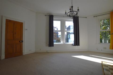 undefined, West End Avenue, Harrogate HG2