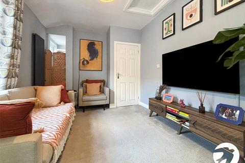 2 bedroom maisonette to rent, Sydenham Road, London, SE26