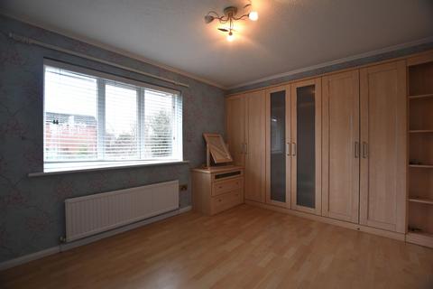 3 bedroom detached house to rent, Edmonton Drive, Blackburn, BB2