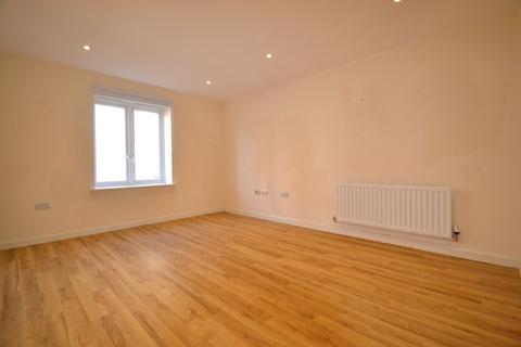2 bedroom flat to rent, Laurel Road, Sheerness ME12