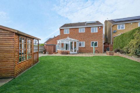 4 bedroom detached house for sale, Greenfields Close, St Leonards-on-sea