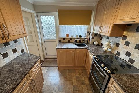 2 bedroom terraced house for sale, Thurlestone Walk, Plymouth PL6