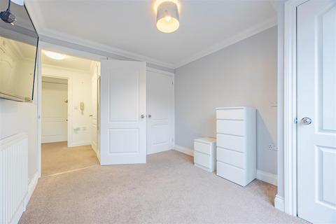 undefined, LONDON ROAD, Westcliff-On-Sea