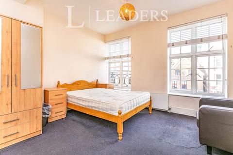 undefined, High Street, Reigate, RH2