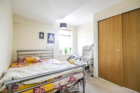 undefined, 77 Musters Road, West Bridgford , Nottingham , NG2 7PY