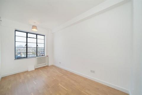 1 bedroom flat for sale, Camden Road, London NW1