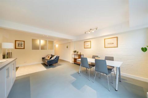 1 bedroom flat for sale, Camden Road, London NW1
