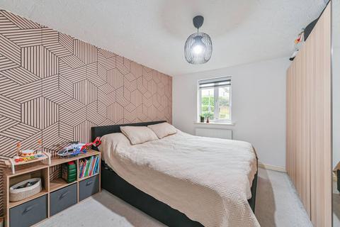 1 bedroom flat for sale, Britton Close, Catford, London, SE6