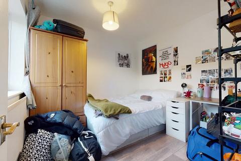 undefined, Barnfield Place, London, E14
