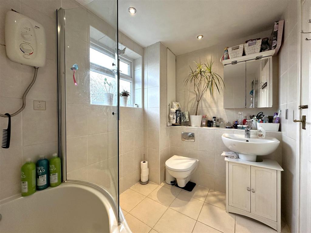 Bathroom: Aspect Two 846