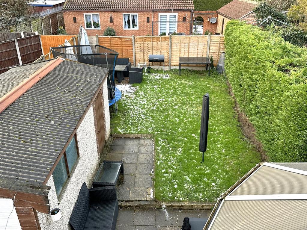 Rear Garden 833