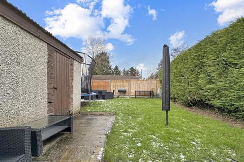 undefined, Trent Way, Newark