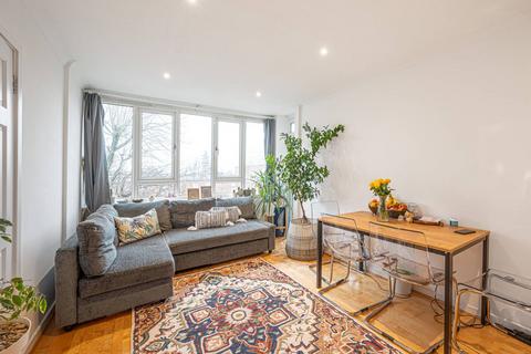1 bedroom flat to rent, Ashbourne Close, Woodside Park, London, N12