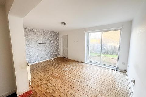 3 bedroom terraced house for sale, Barnstable Close, Battle Hill, Wallsend