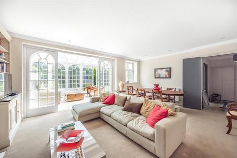 3 bedroom flat for sale, Holford Road, Hampstead Village NW3