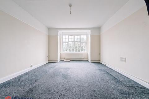 2 bedroom flat to rent, Carshalton SM5