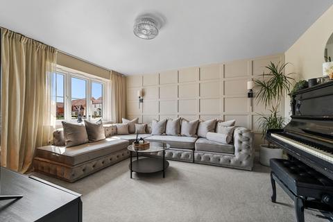 4 bedroom detached house to rent, Kirby Cross, Frinton-On-Sea CO13