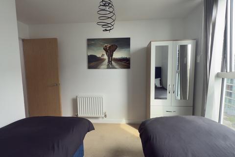 2 bedroom apartment to rent, Carnegie House, The Hub