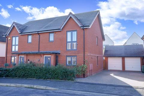 Eastlake, Swindon SN25