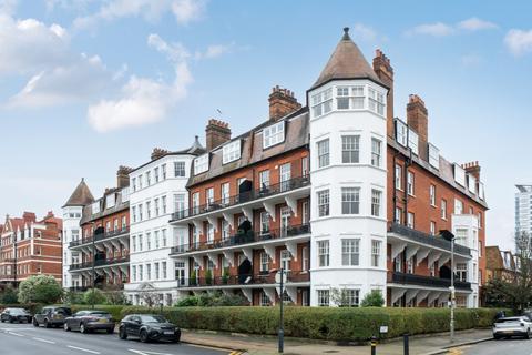 3 bedroom flat for sale, Prince Of Wales Drive, Battersea, London, SW11