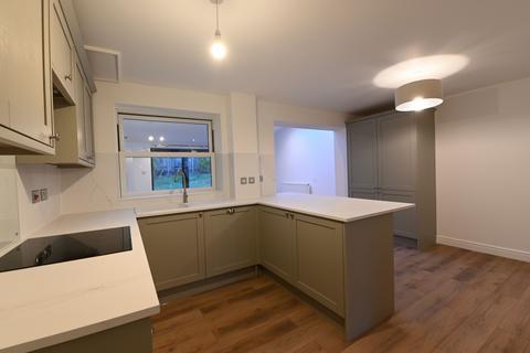 4 bedroom detached house for sale, Redwater Close, Worsley, M28