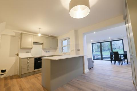 4 bedroom detached house for sale, Redwater Close, Worsley, M28