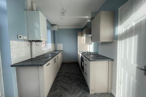 2 bedroom terraced house to rent, 21st Avenue, Hull HU6