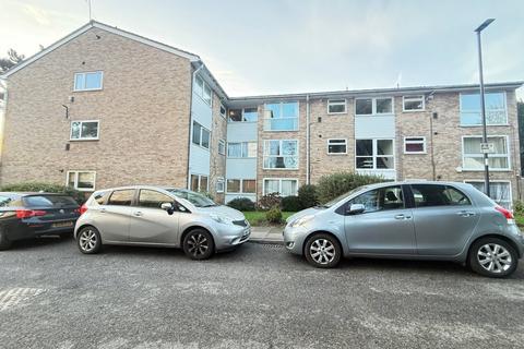 1 bedroom flat to rent, Lucern Close, Southgate