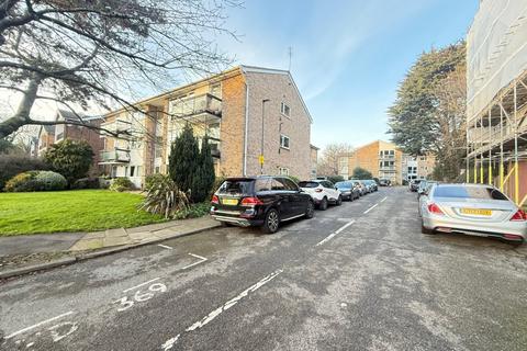 1 bedroom flat to rent, Lucern Close, Southgate