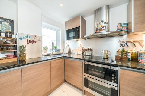 undefined, Durham Wharf Drive, Brentford TW8