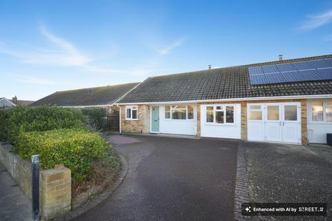 4 bedroom semi-detached bungalow for sale, Leonard Road, New Romney TN28
