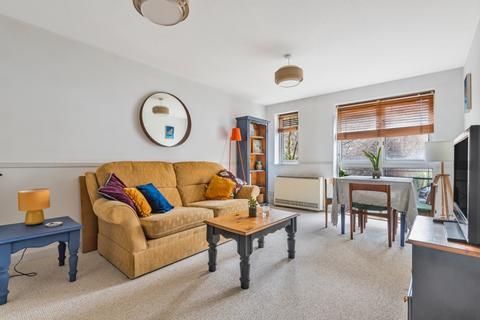 1 bedroom flat to rent, Lee Road, Blackheath, SE3