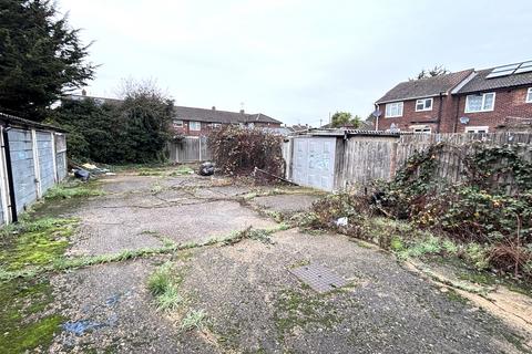 undefined, Garages at 204-209 Lower Lees Road, Berkshire, SL2 2AB