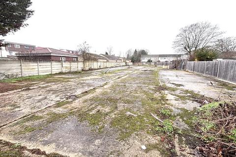undefined, Garage Compound at Borderside, Berkshire, SL2 5QU