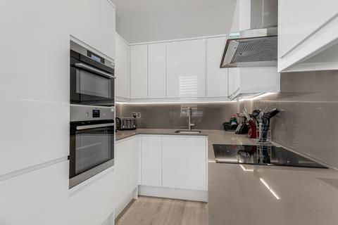 2 bedroom flat to rent, Finborough Road, London, SW10