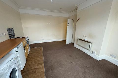 undefined, Flat 1, 65, Ashburnham Road, London, LU1 1JN