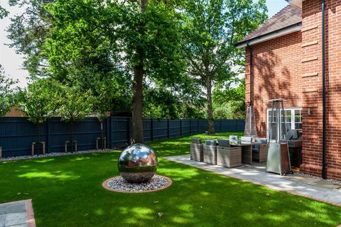 undefined, The Spinney, Gerrards Cross SL9