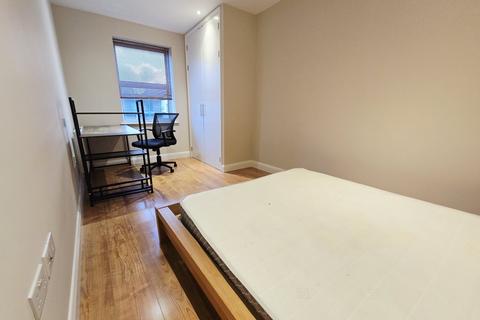 2 bedroom flat to rent, Holloway Road, Holloway