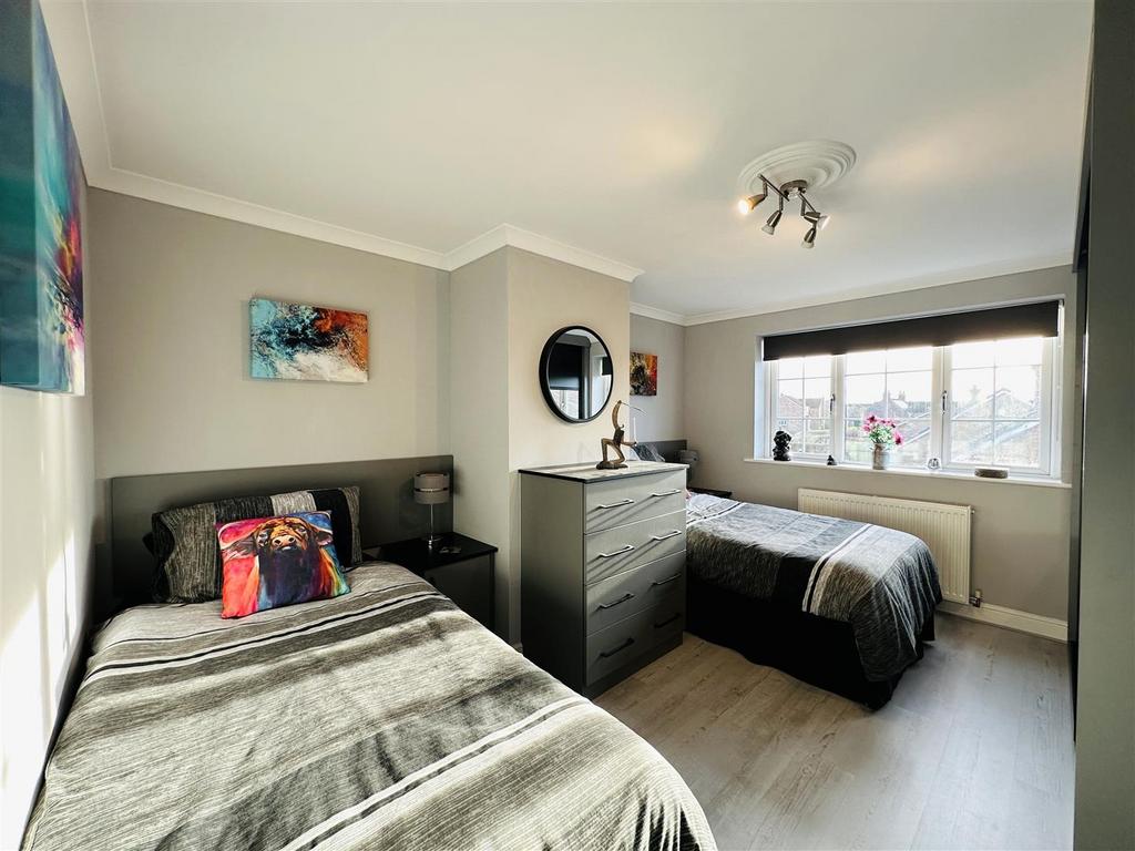 Bedroom2.1.jpg