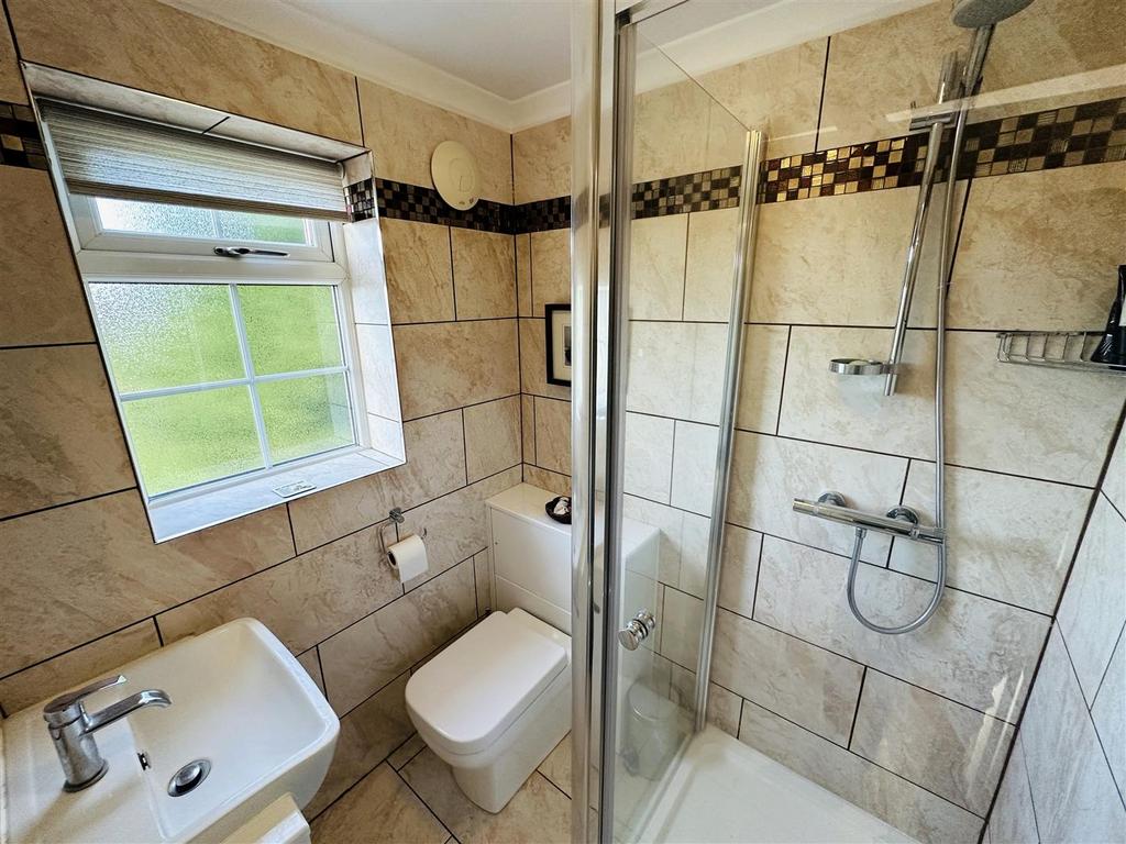 Ensuite.jpg