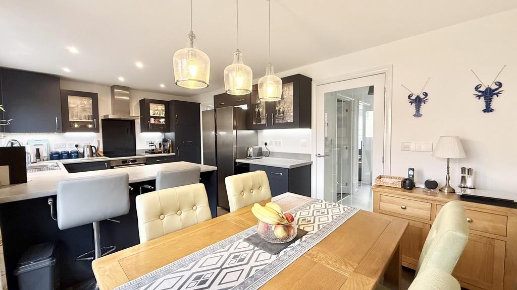 Kitchen/dining room