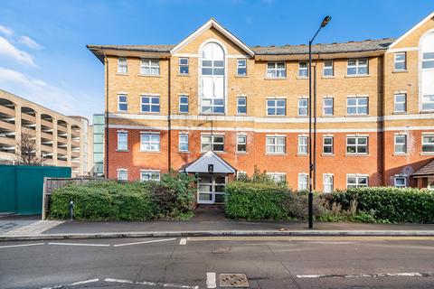 1 bedroom ground floor flat for sale, Charles Street, Croydon