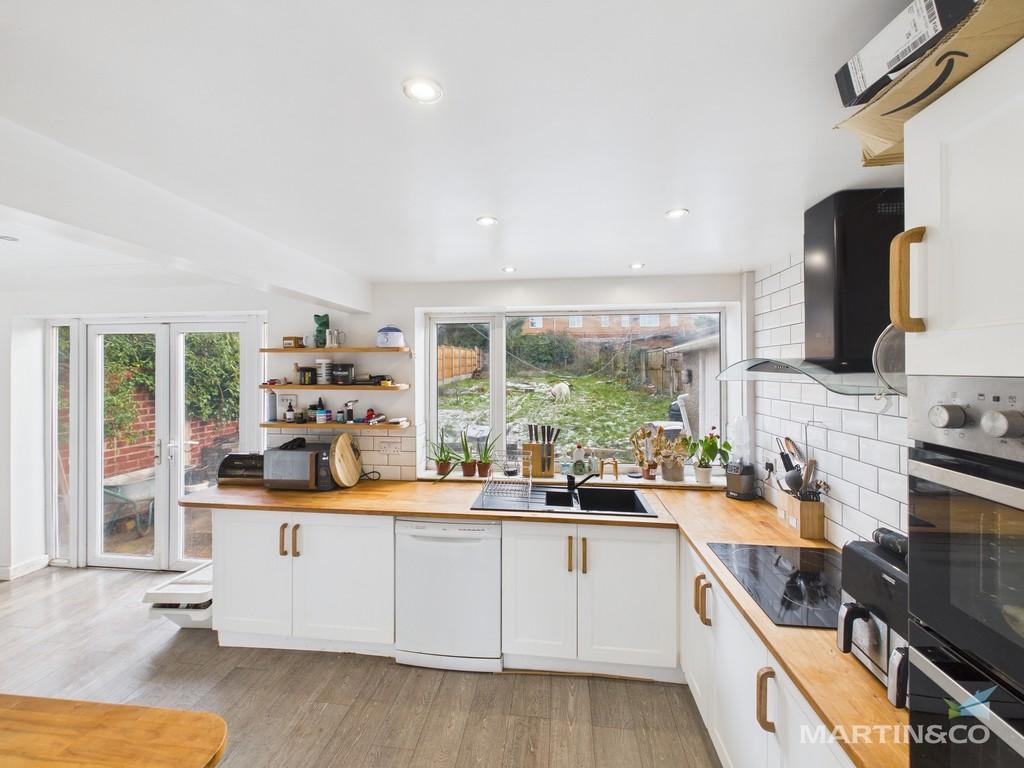 Cam03111 g0 pr0425 still014