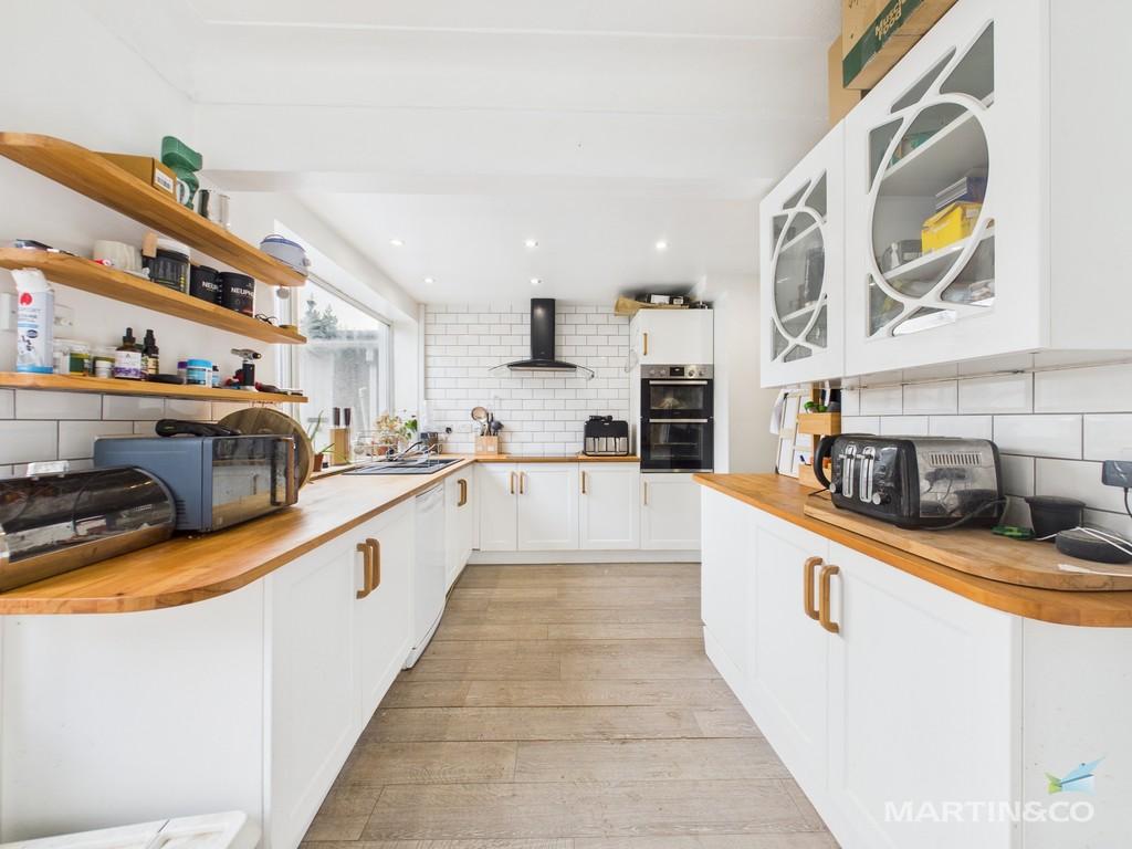 Cam03111 g0 pr0425 still012