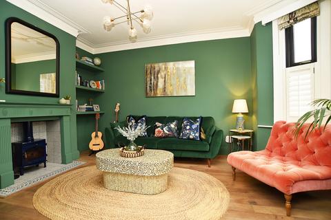 2 bedroom terraced house for sale, Gladstone Street, Harrogate